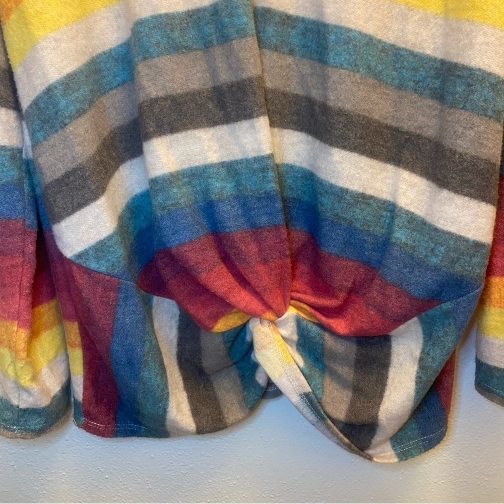 Filly Flair Women’s Multicolored Striped Blouse Size Small - Picture 4 of 8